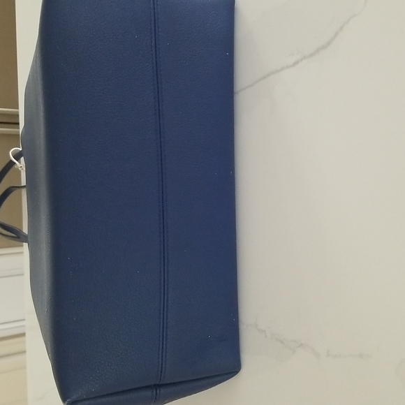 CHRISTIAN DIOR TOTE - Picture 7 of 8